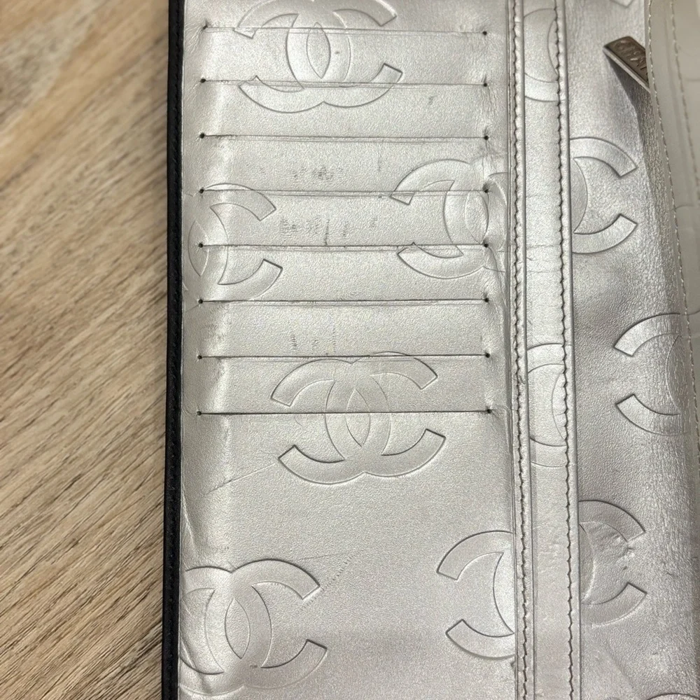 CHANEL Black and Silver Quilted Wallet