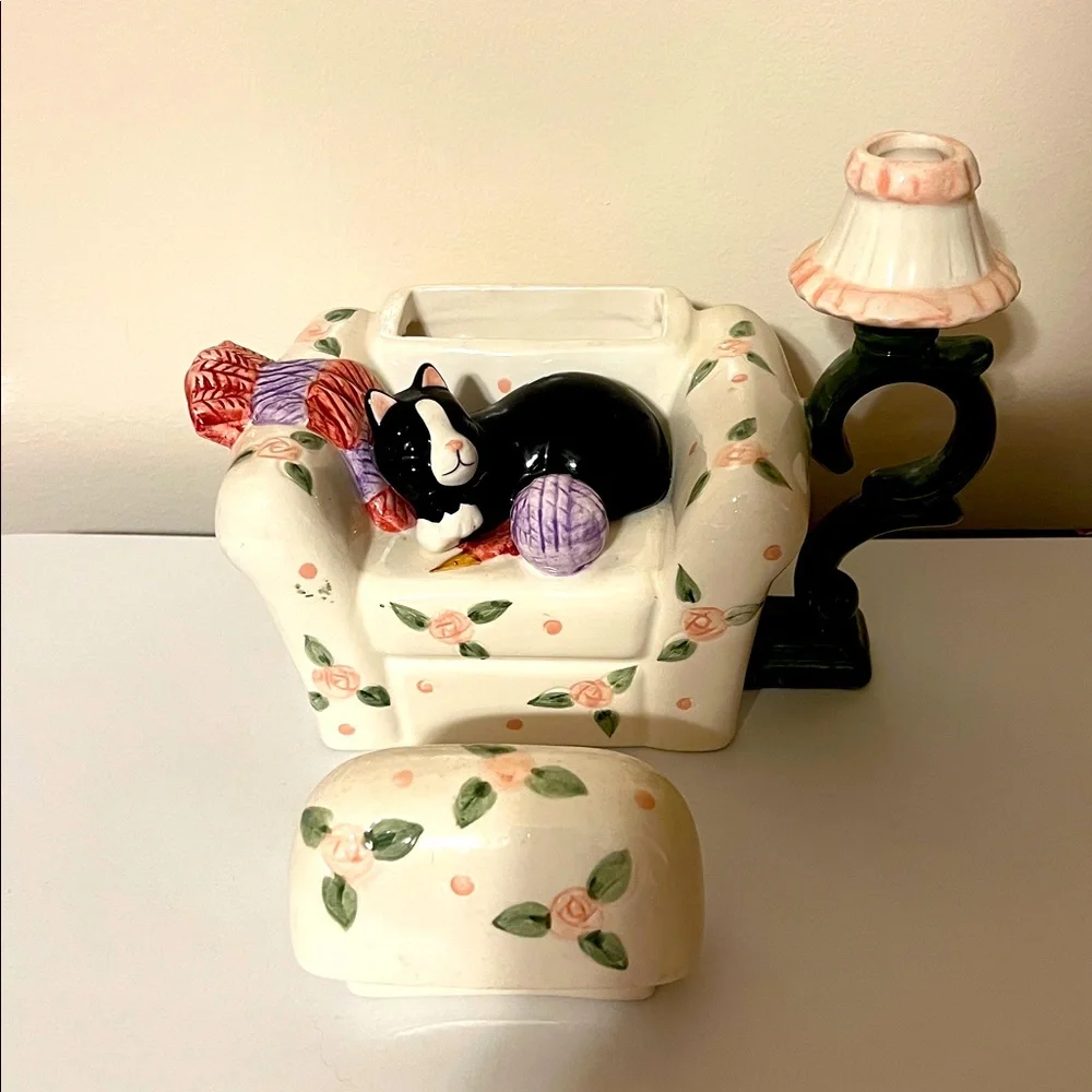 World Bazaar charming ceramic