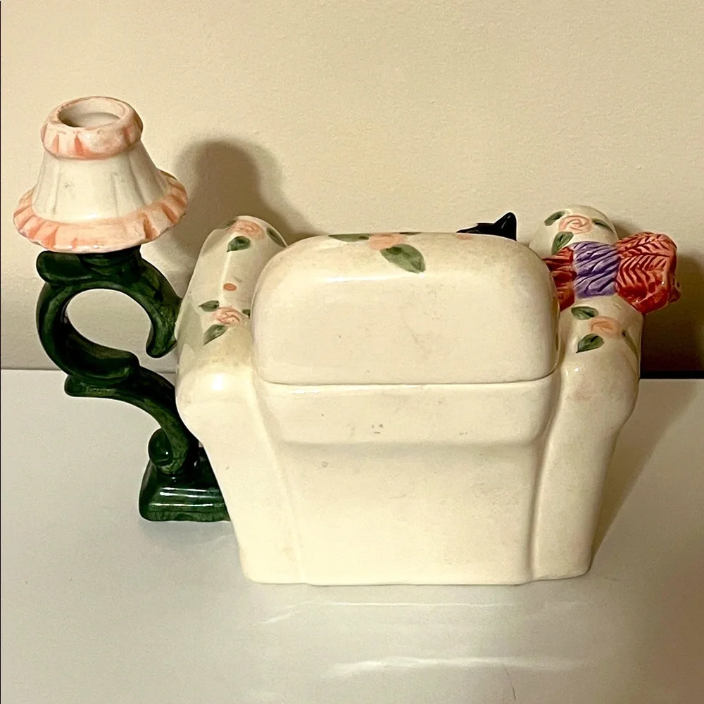 World Bazaar charming ceramic