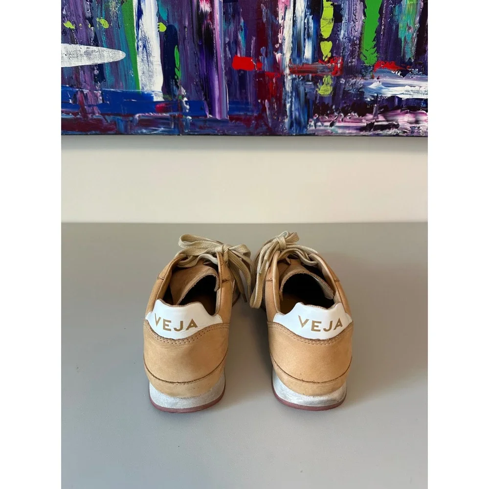 Veja up keywords heel