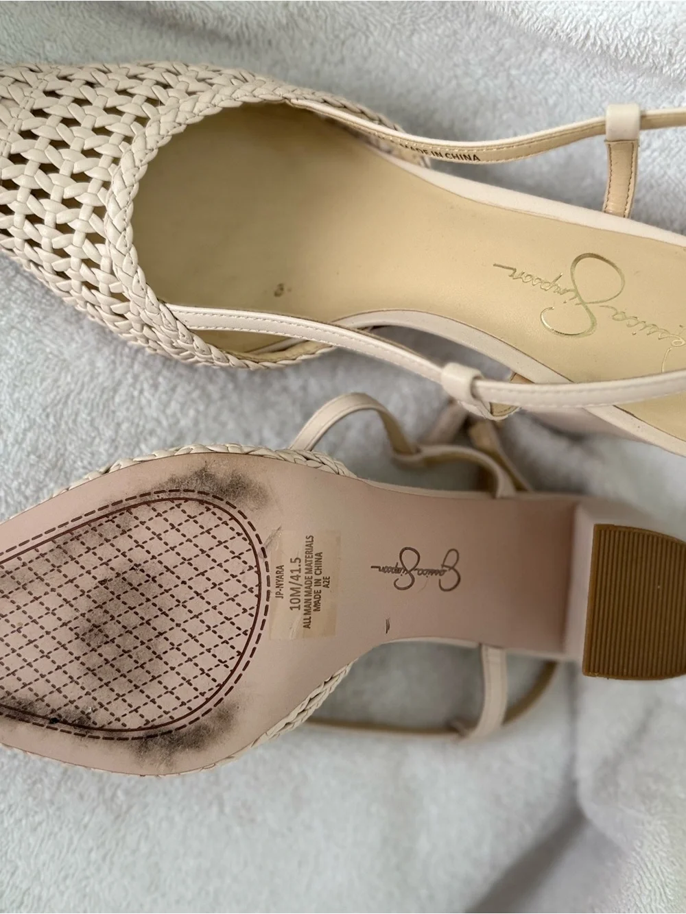 Jessica Simpson fit jessica many