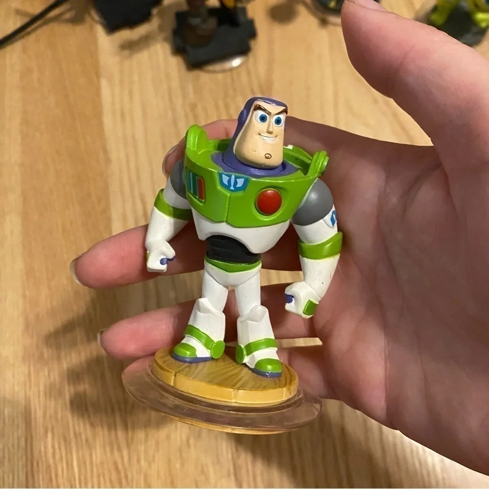 Disney infinity figures
