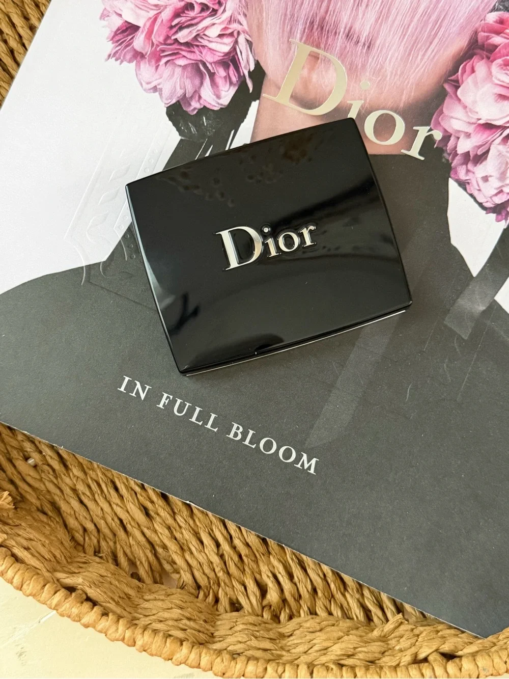Dior compact palette
