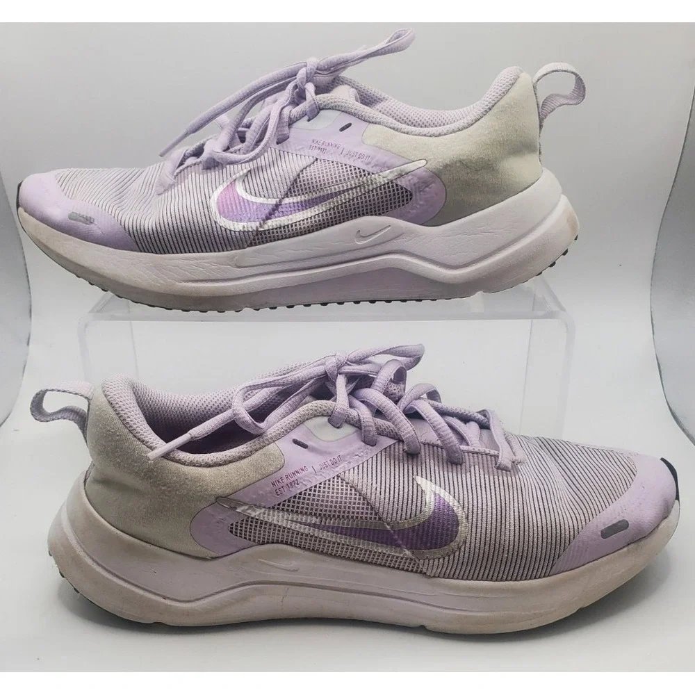 Nike Downshifter 12 Violet Frost/Metallic Silver DM4194-500 Youth SZ 4.5‎