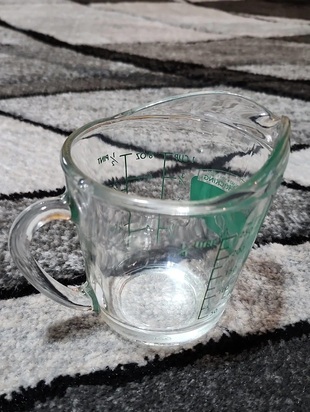 VINTAGE ANCHOR HOCKING OVEN ORIGINALS GREEN ONE-CUP MEASURING CUP