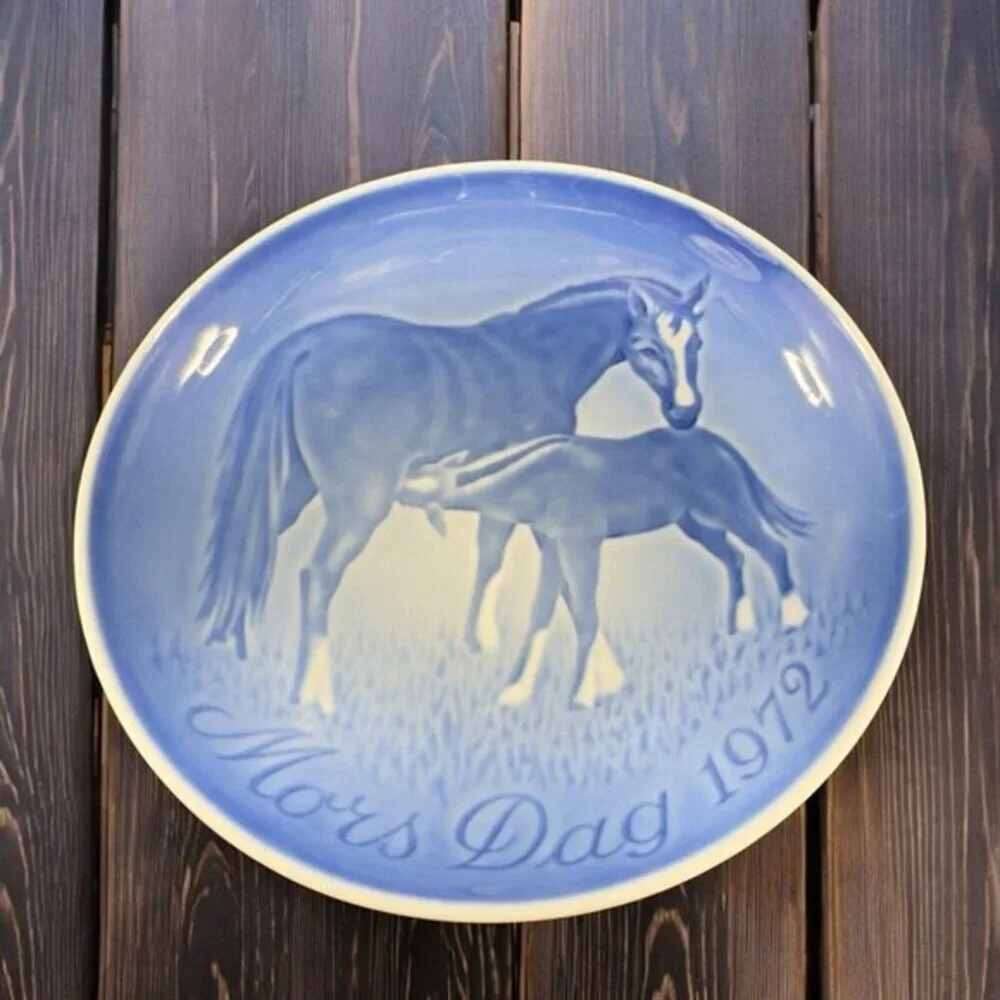 1972 Bing & Grondahl‎ Plate Mothers Day Horse Mors Dag Denmark Dish Plate Round