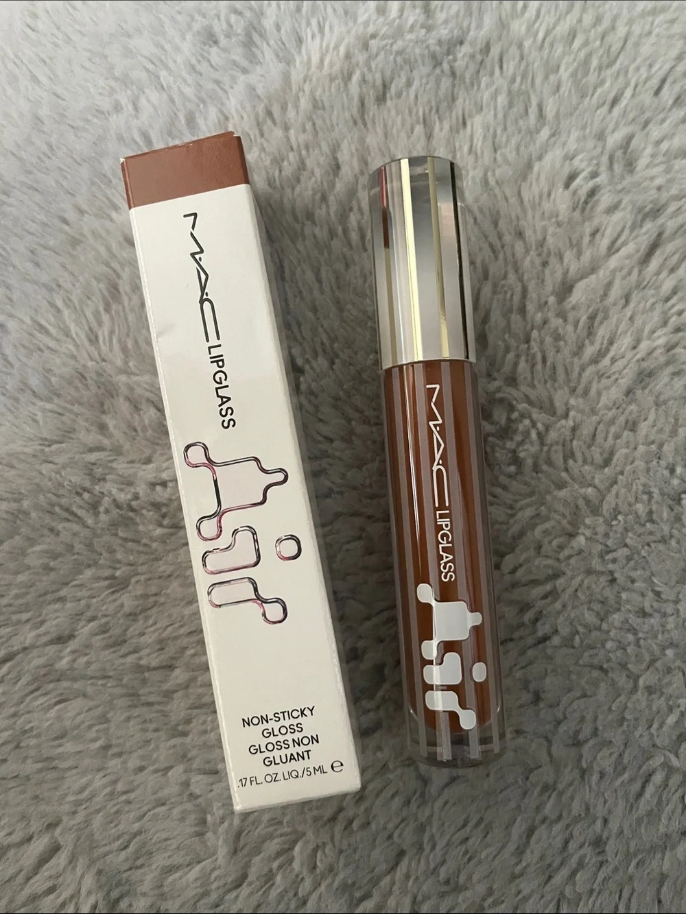 MAC Cosmetics Lipglass Gloss in Rich Brown
