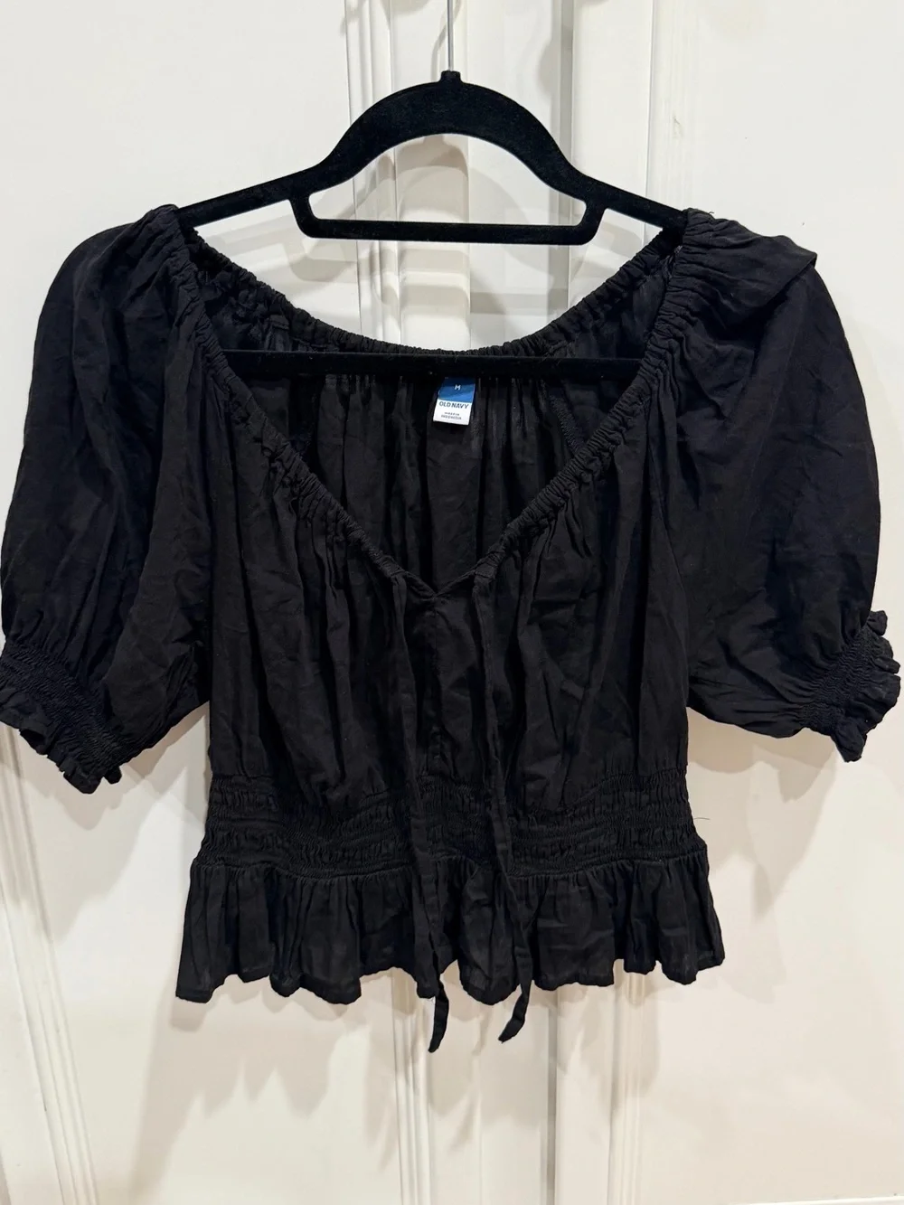 Old Navy Black Peasant Crop Top with Puff Sleeves