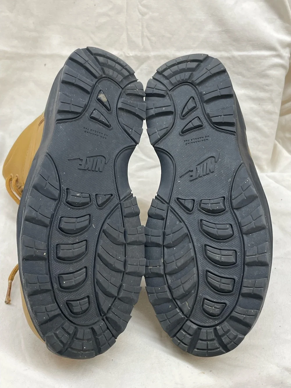 Nike casual high