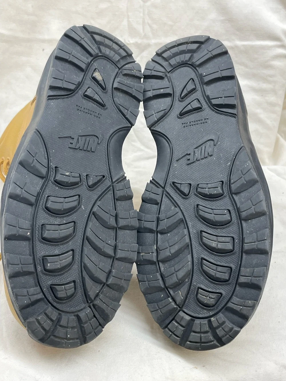 Nike casual high