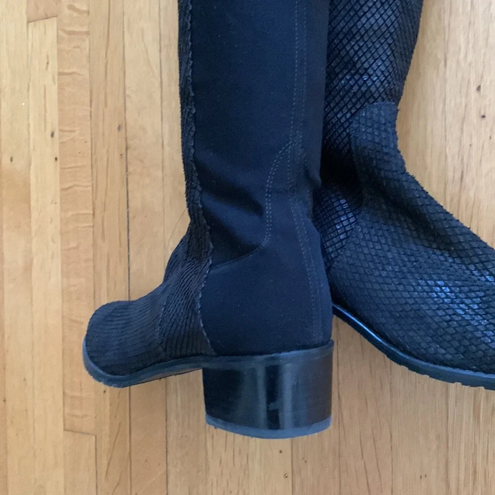 Stuart Weitzman gently worn