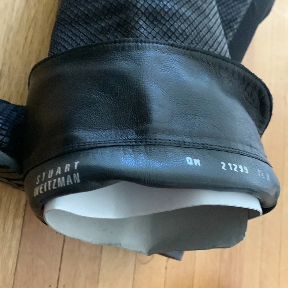Stuart Weitzman gently worn