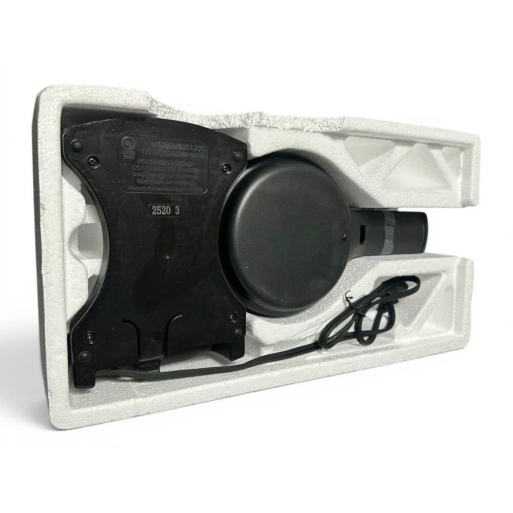 Presto 03512 Stuffler Stuffed Waffle Maker Belgian Large Black Open Box