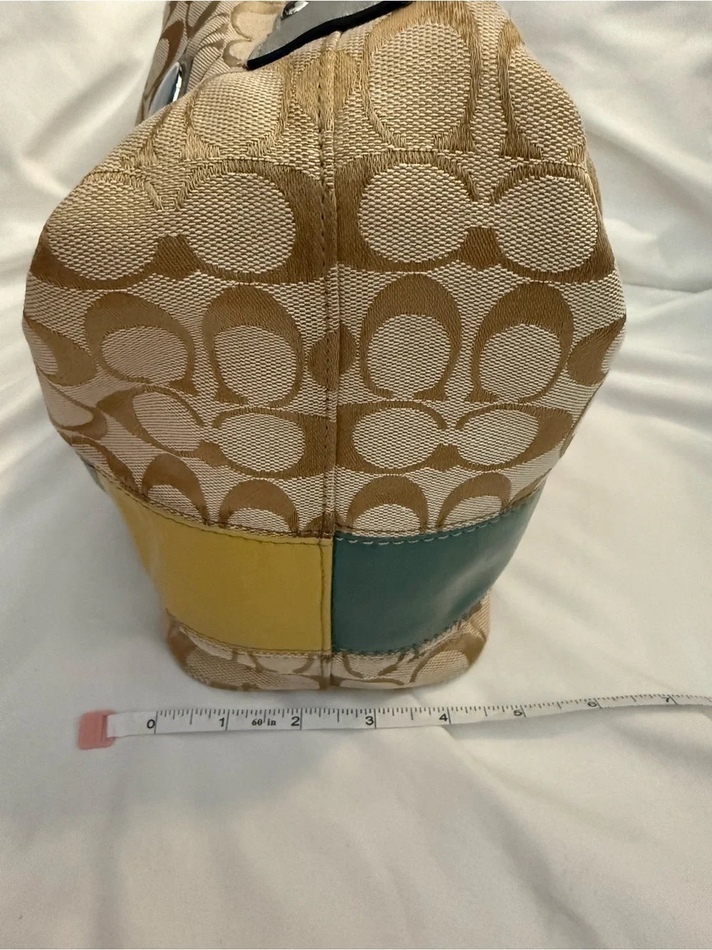 EUC Vintage Coach Gallery Signature Hobo Shoulder Bag with Multicolor Stripe