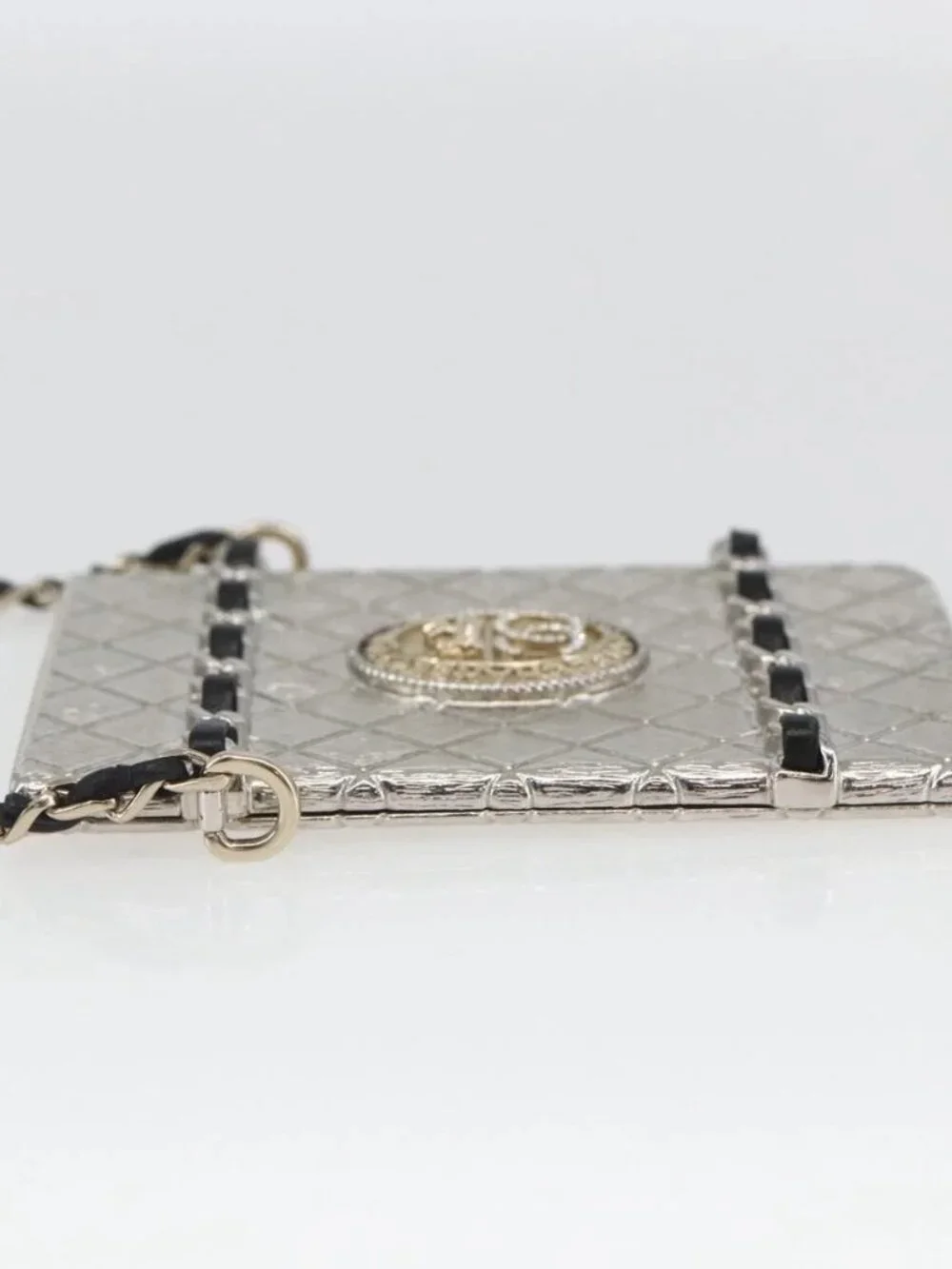 CHANEL brand	chanel color	silver