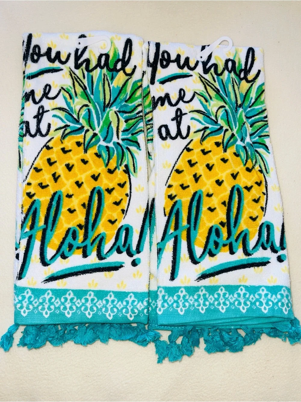 New 2 Kitchen Hand Towels ALOHA Hawaii Pineapple Dishes