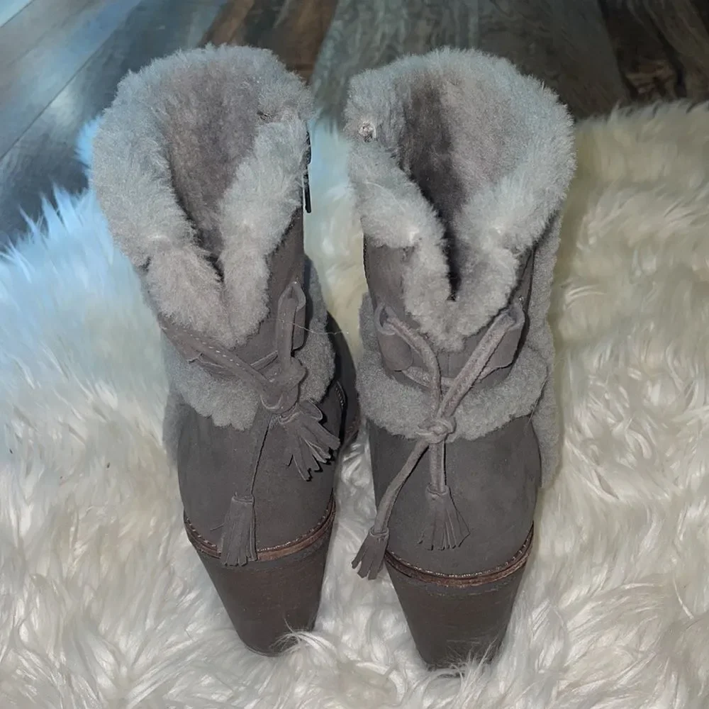 Frye gray jen