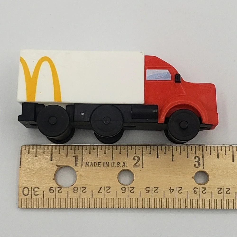 McDonald's Happy Meal Toy Big Rig Delivery Truck Mini #16 2025 Red &‎ White