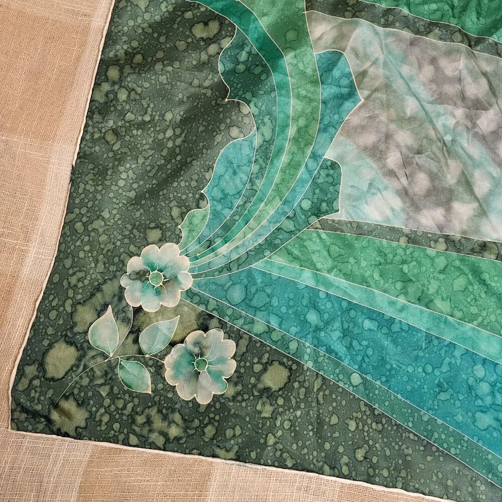 N/A vintage green