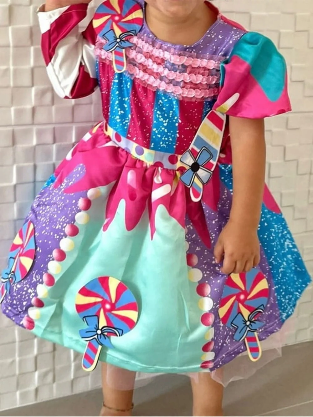 N/A whimsical unique who