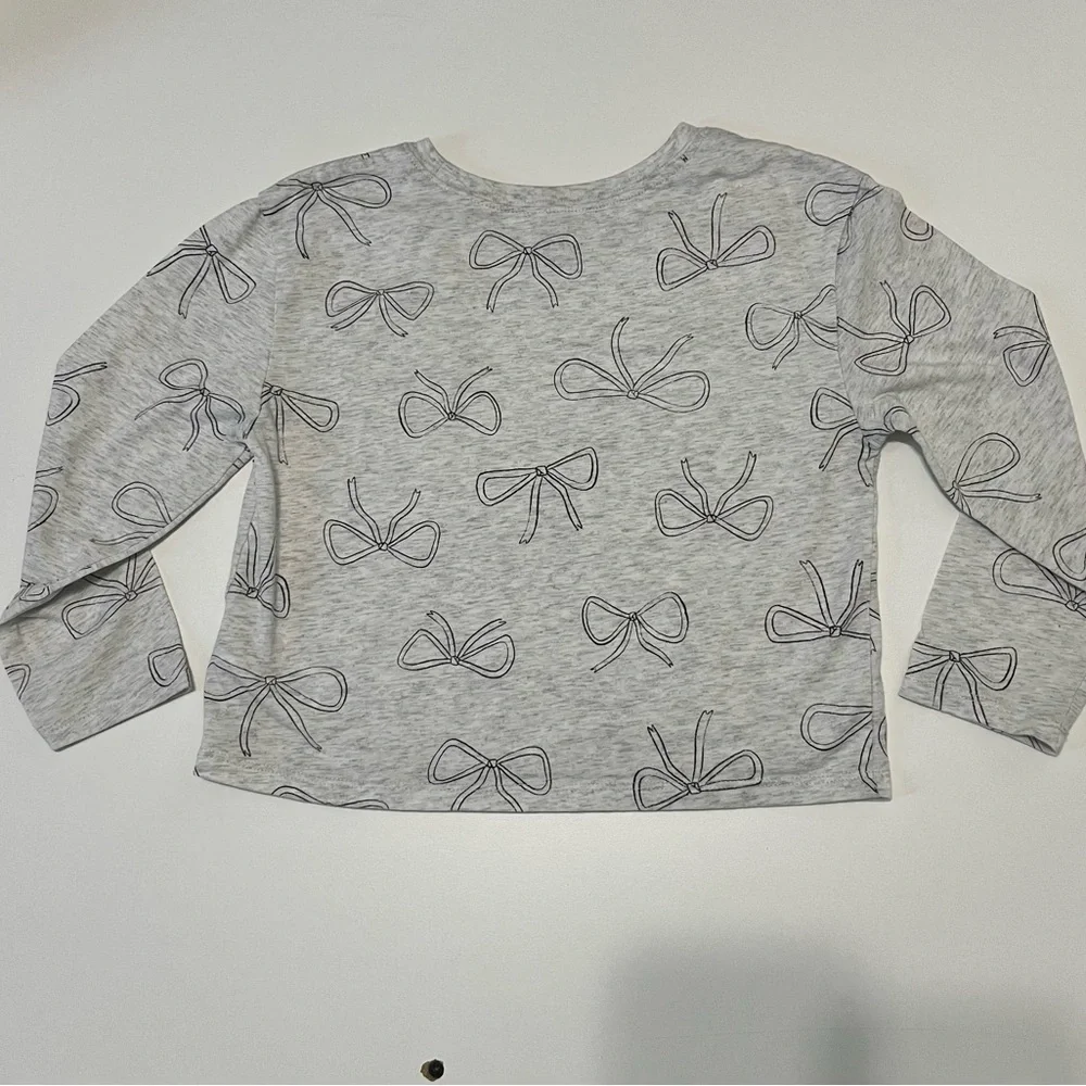 Carter's Light Grey Long Sleeve Tee with Black Bow Outline Print