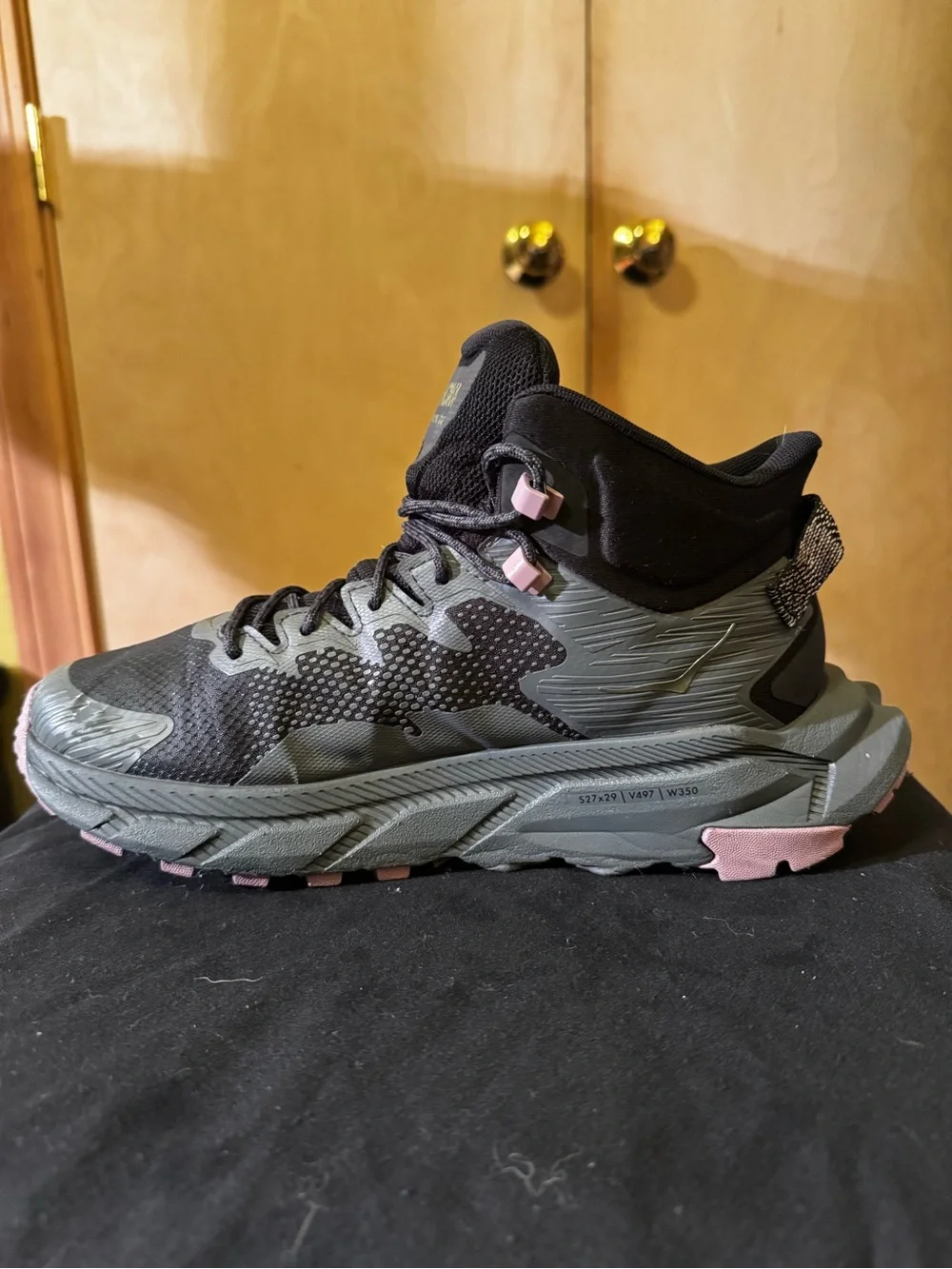 Hoka very good
