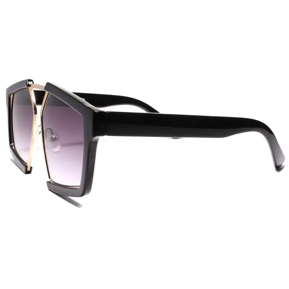 Kiss bold black