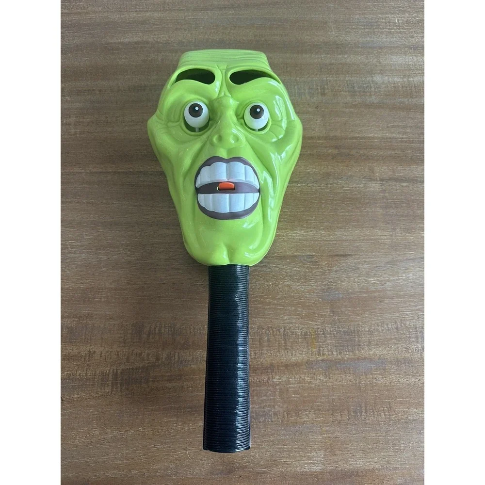 1995 The Mask Movie Handheld Face Mask on a Stick Animated‎ Eyes & Tongue New