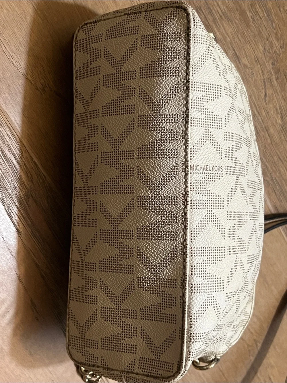 Michael Kors strap gold