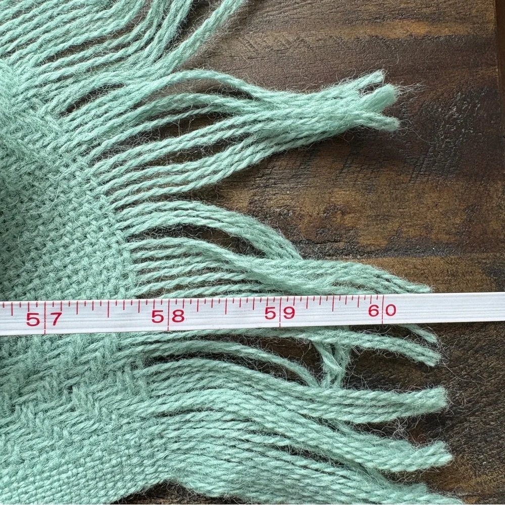 Faribault Woolen Mill Co. excellent used