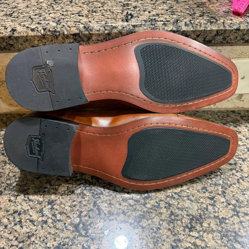 Florsheim features make
