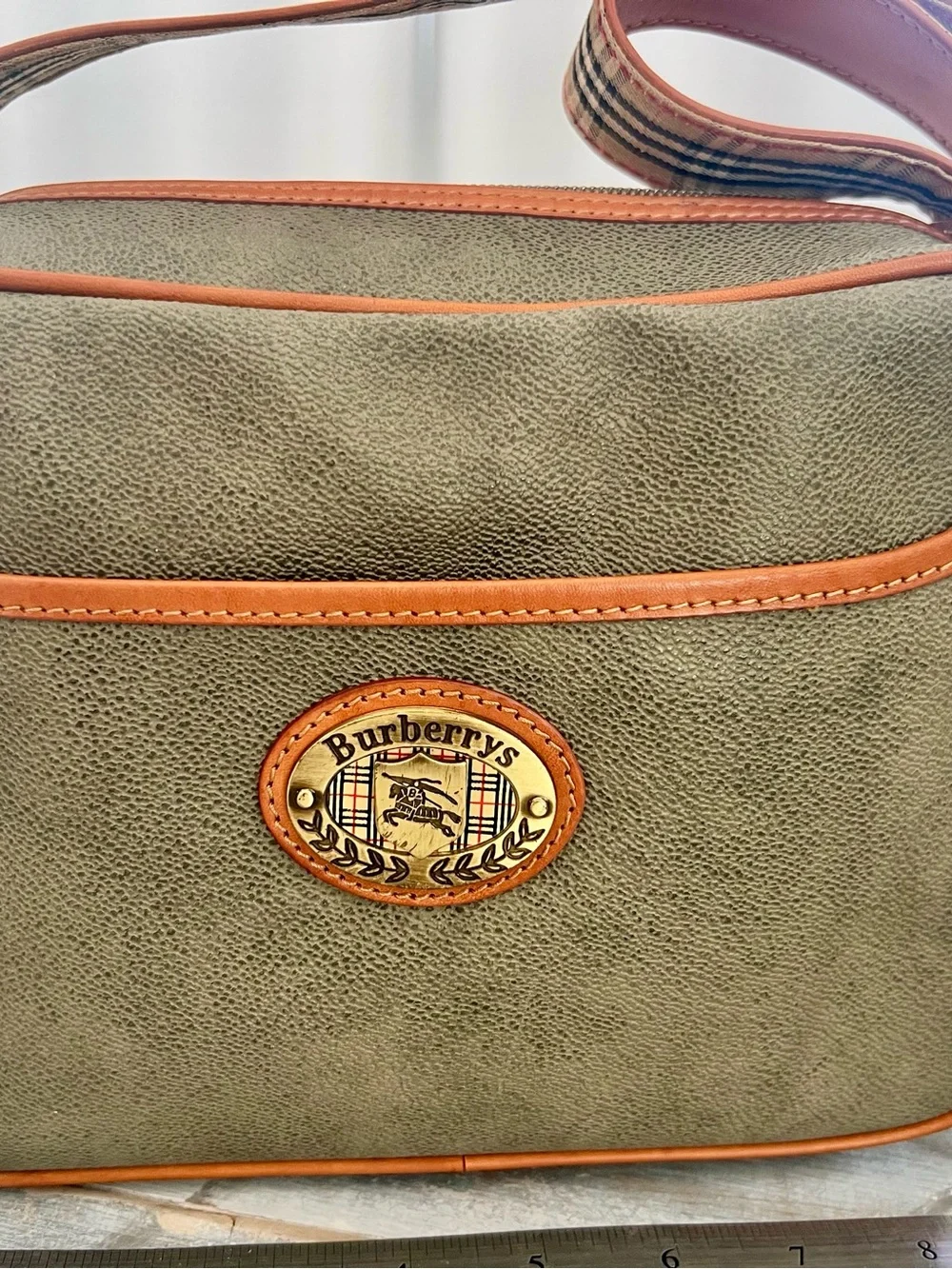 Burberry vintage crossbody