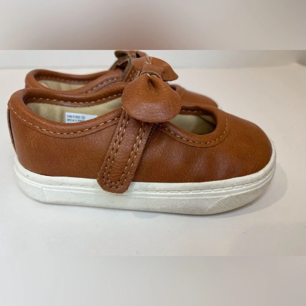 Carters flats comfortable brown