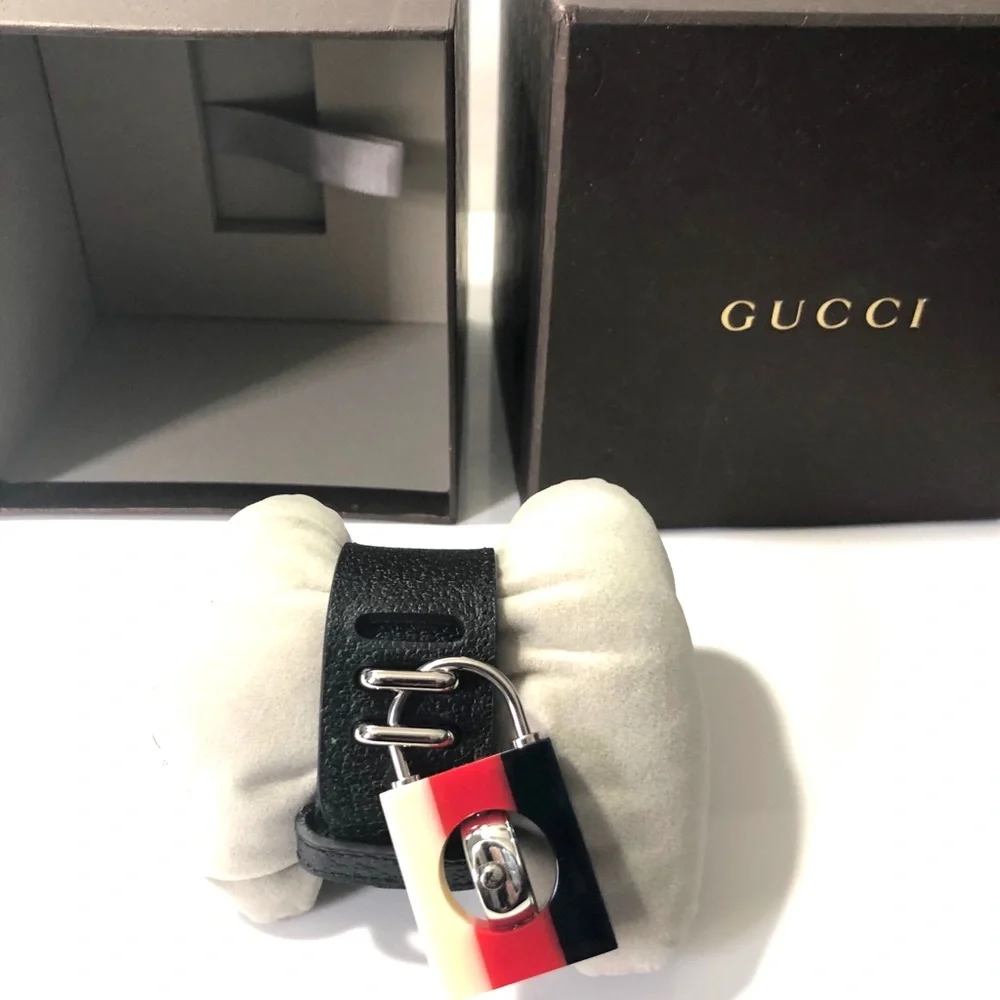 Gucci leather cuff