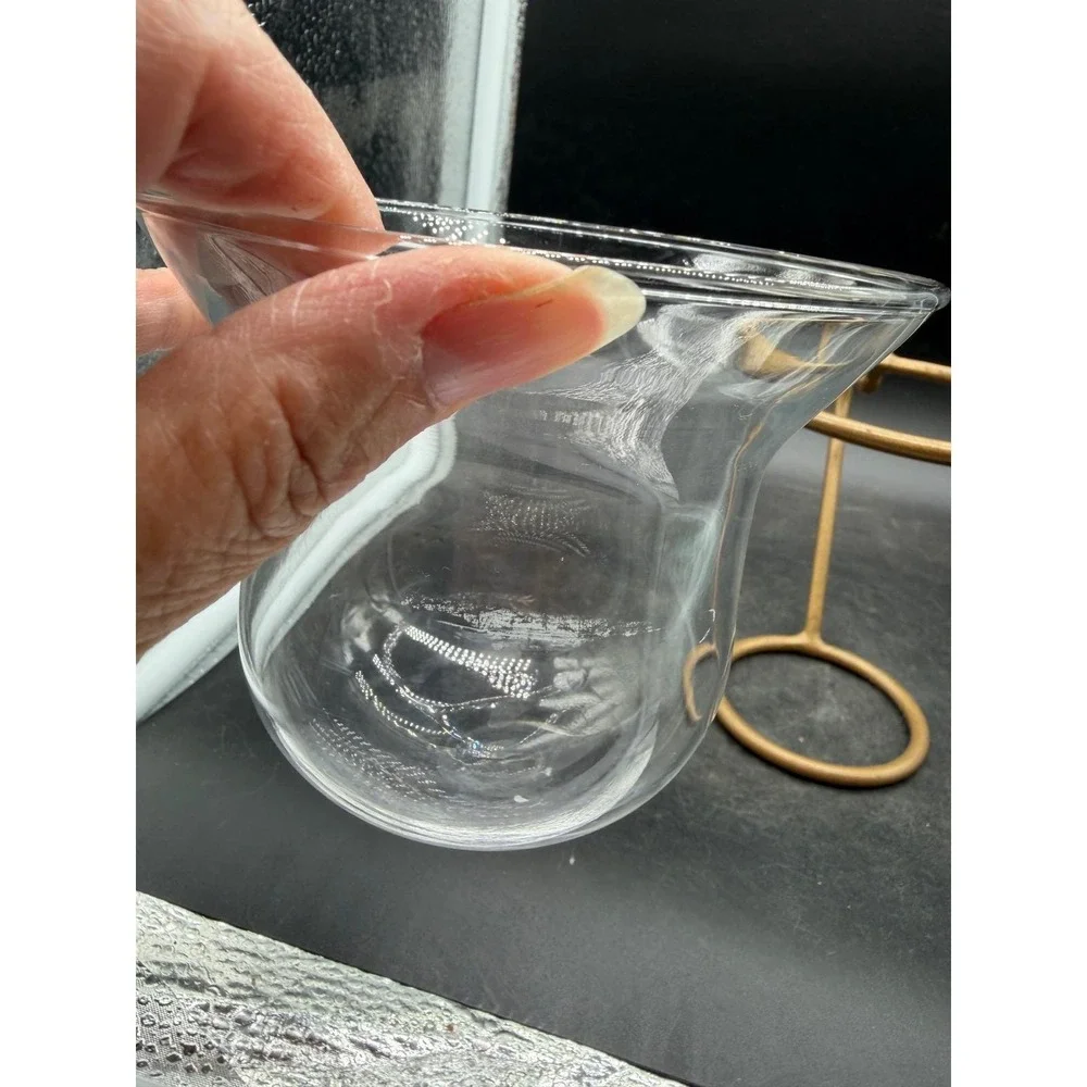 The Unbranded Brand elegant glass