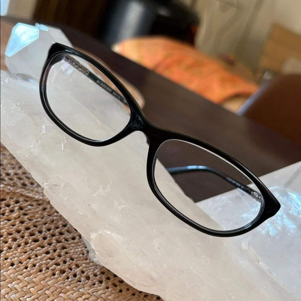 Burberry glasses have