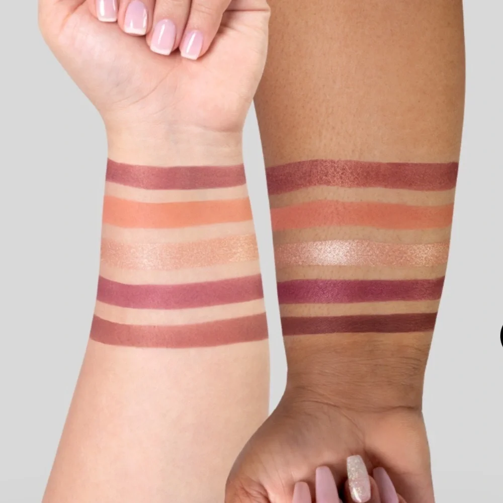 OFRA signature palette