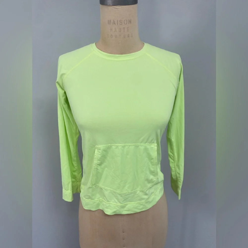 Athleta girls rashguard size XL (14)