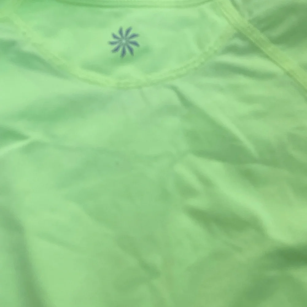 Athleta girls rashguard