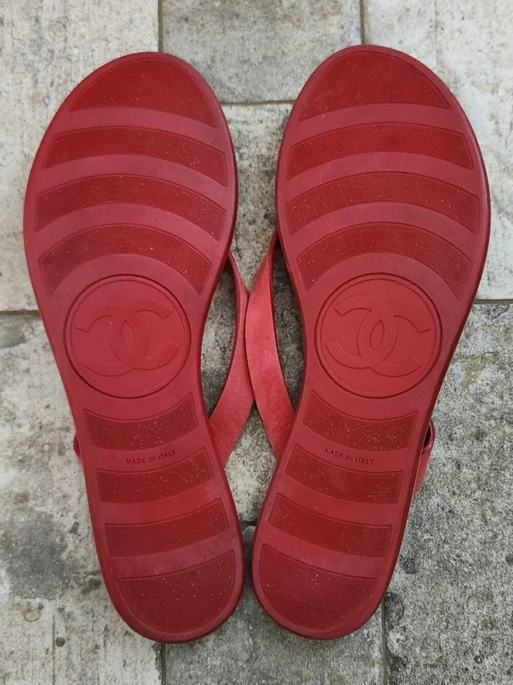 CHANEL red quilted