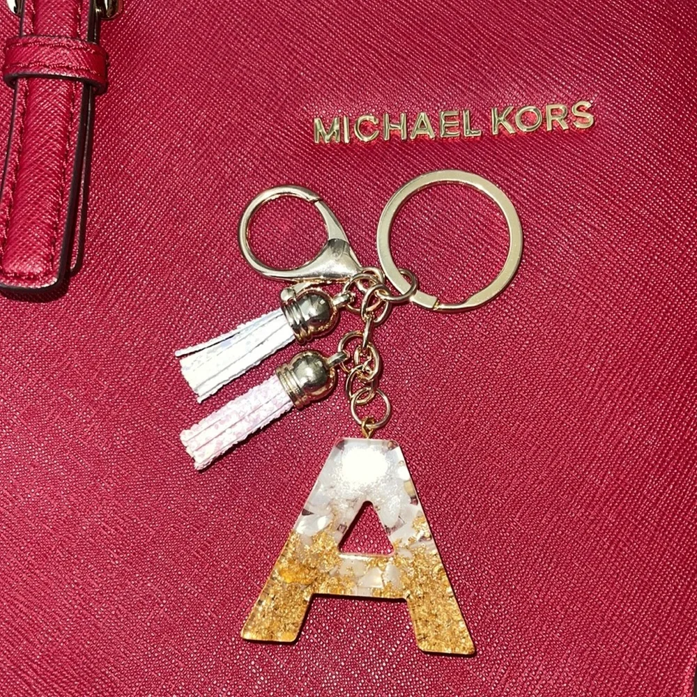 N/A resin letter