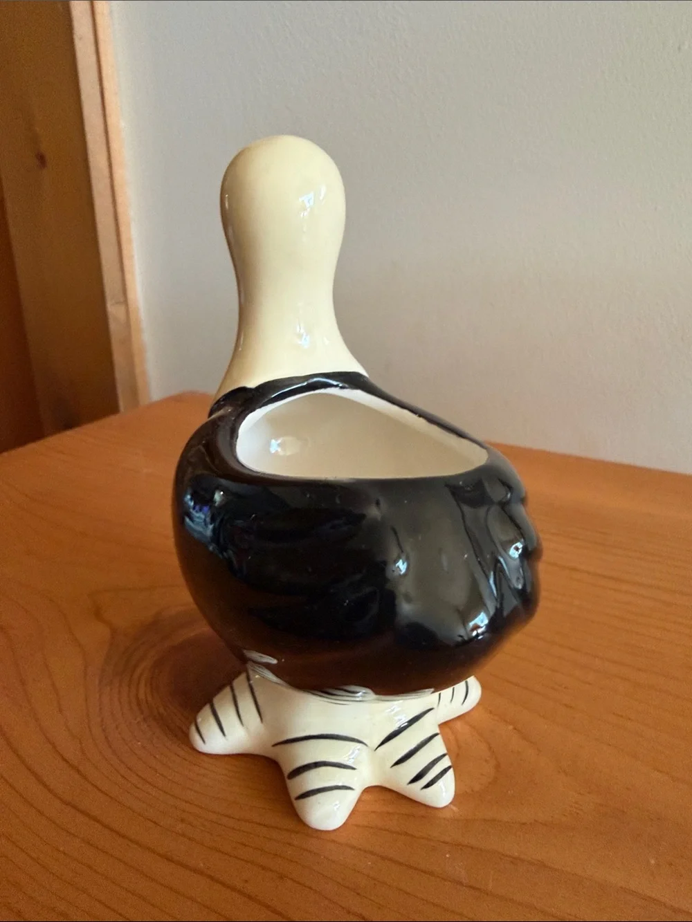 N/A charming ceramic