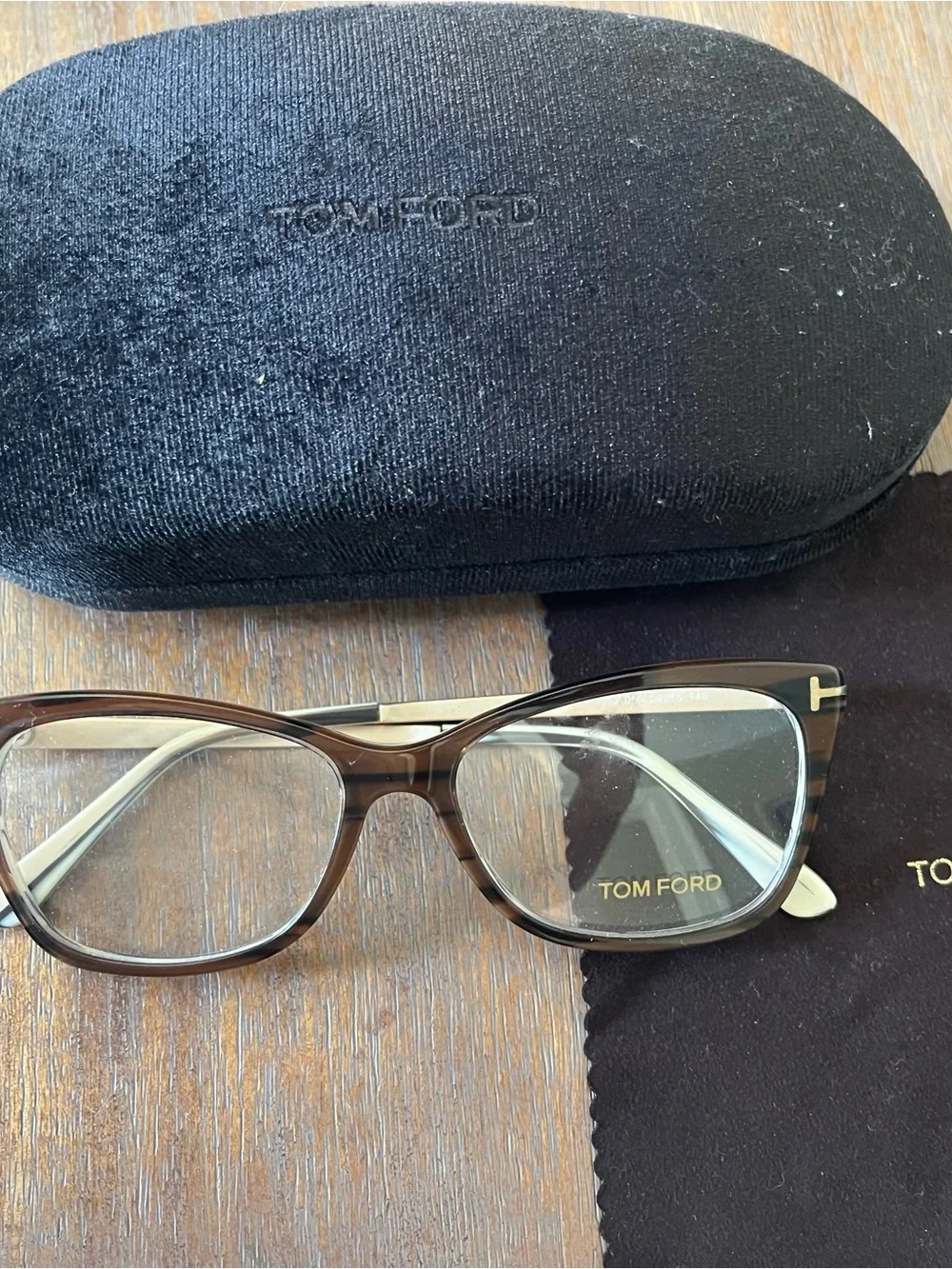 Tom Ford elegant cat