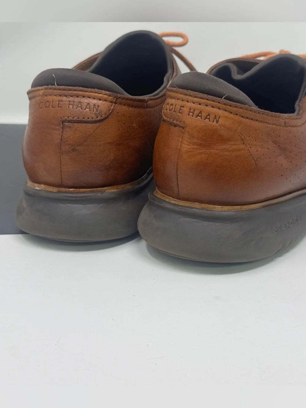 Cole Haan stain top