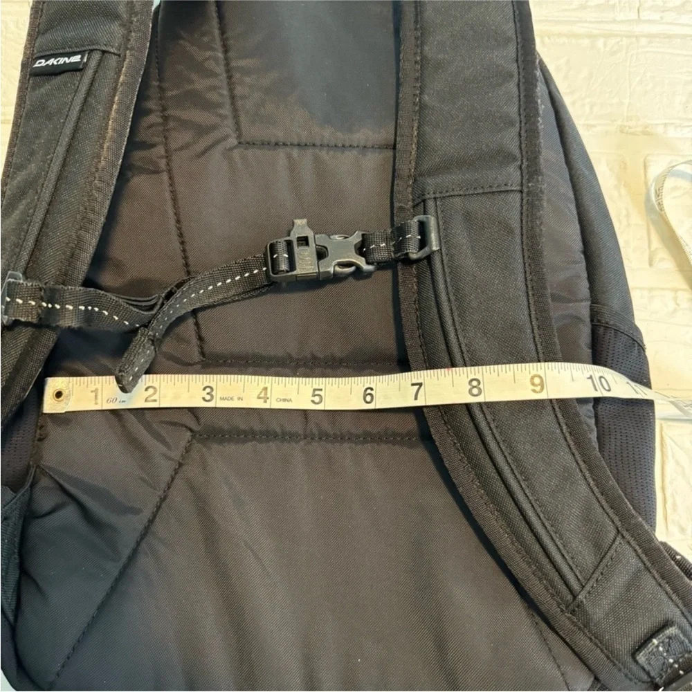 Dakine black campus used