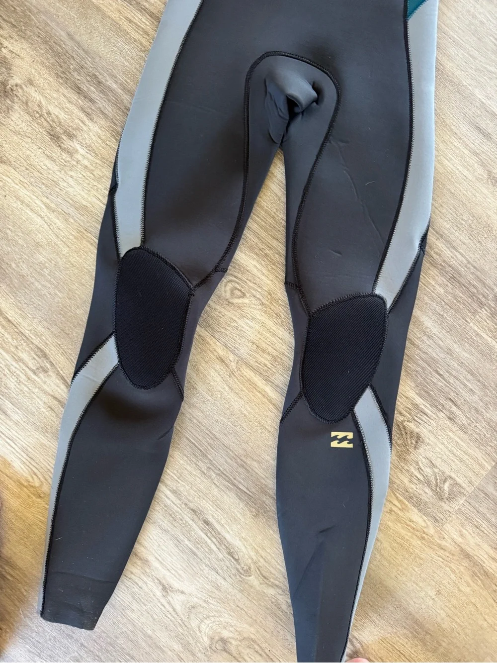 Billabong wetsuit sleeve