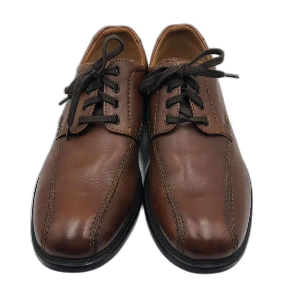Clarks men’s brown