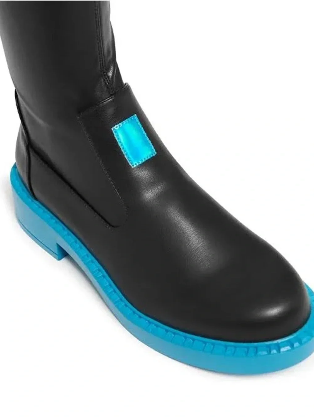 Koi Footwear comfort box