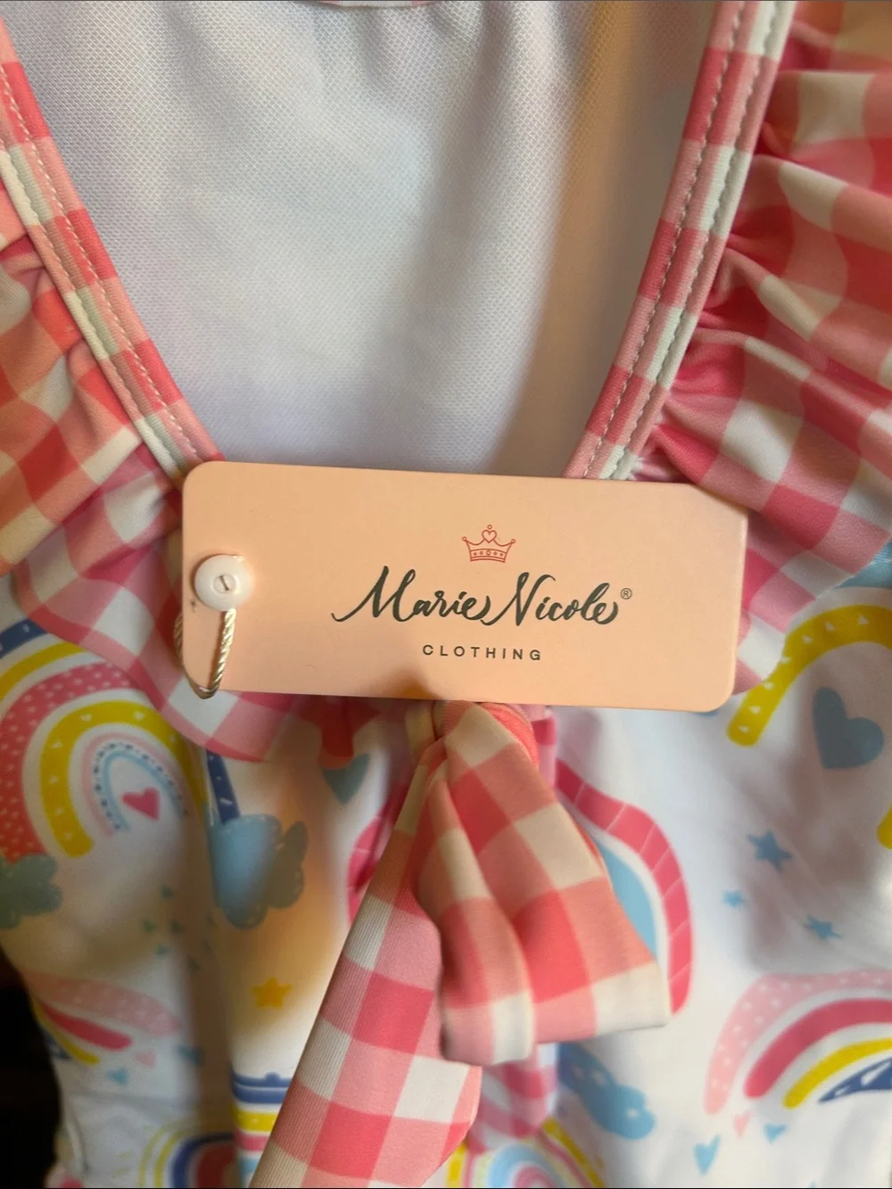 Marie Nicole smoke pet