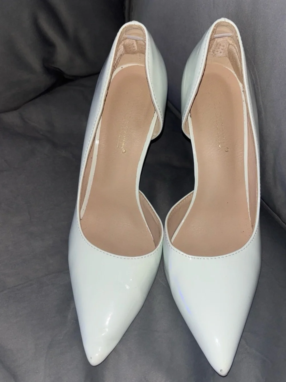 Amazon sleek white